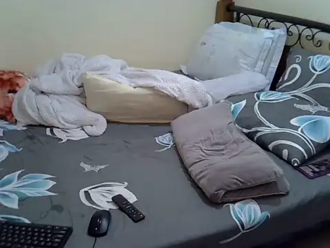 Sweet Bear online show from 04-26-26, 11:02