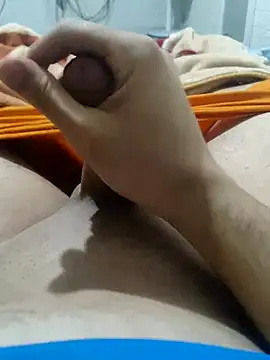 Snapshot of kaua_zinho chatting on 10-05-25, 07:50 kaua zinho online show from 10-05-25, 07:50