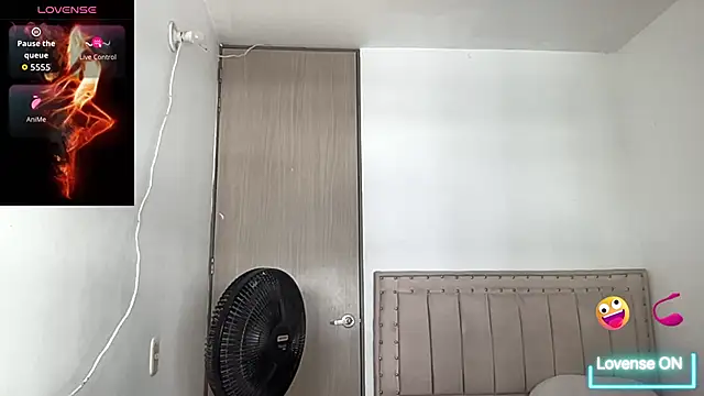 Snapshot of bob_petterson chatting on 11-12-25, 04:07 bob petterson online show from 11-12-25, 04:07