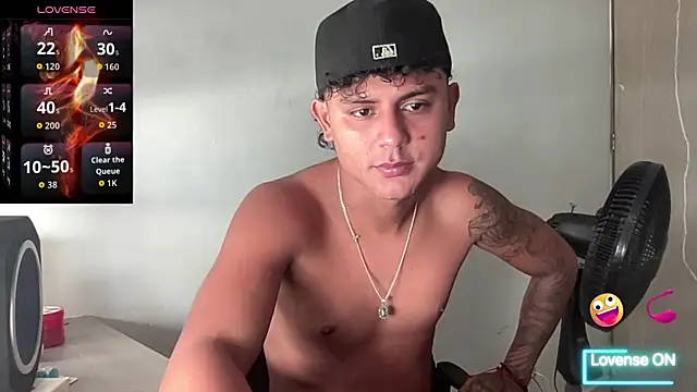 Snapshot of bob_petterson chatting on 11-20-25, 03:56 bob petterson online show from 11-20-25, 03:56