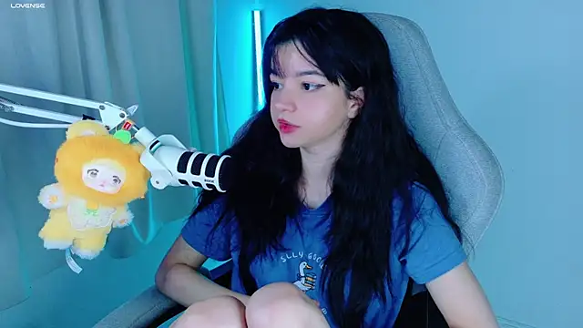 Snapshot of stephybrown chatting on 11-10-25, 01:15 stephybrown online show from 11-10-25, 01:15