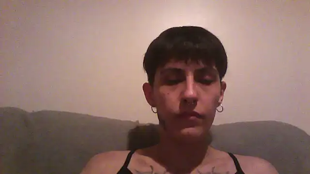 Snapshot of nickfxx chatting on 03-07-26, 02:41 nickfxx online show from 03-07-26, 02:41