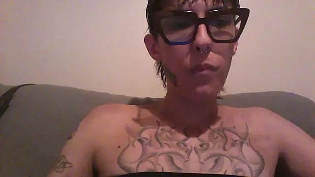 Snapshot of nickfxx chatting on 03-15-26, 12:05 nickfxx online show from 03-15-26, 12:05