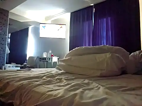 denisxlRo online show from 01-02-25, 01:19