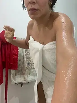 Snapshot of valecruz903 chatting on 02-22-25, 12:27 valecruz903 online show from 02-22-25, 12:27