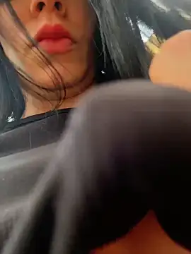 Snapshot of valecruz903 chatting on 11-11-25, 05:24 valecruz903 online show from 11-11-25, 05:24