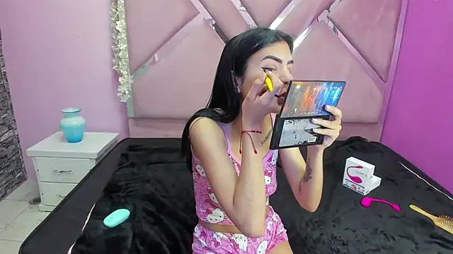 IsisRouse online show from 02-09-25, 03:22