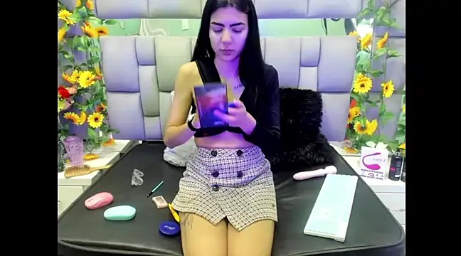 IsisRouse online show from 02-25-25, 02:47