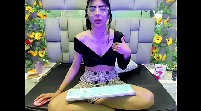 IsisRouse online show from 02-25-25, 06:14