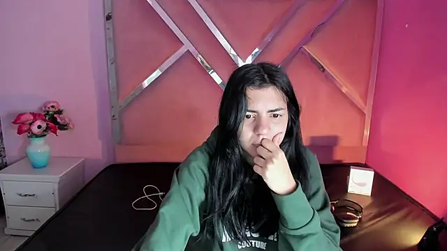 IsisRouse online show from 03-04-25, 03:00