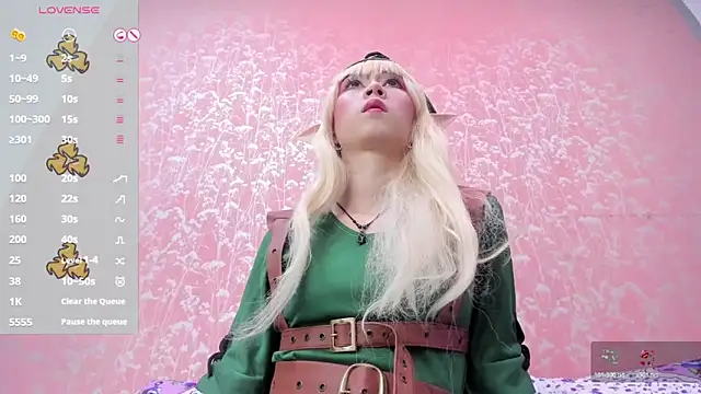 NEZUKO MITSURI online show from 04-25-26, 12:08