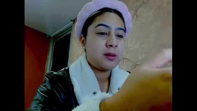 Miabonnett  online show from 01-09-26, 12:19