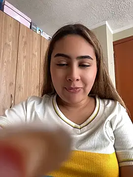 Miabonnett  online show from 07-03-26, 03:51