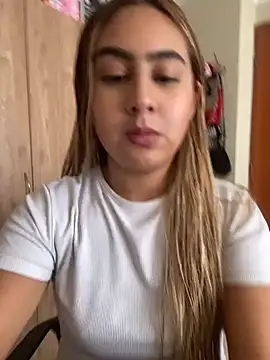 Miabonnett  online show from 07-31-26, 03:44