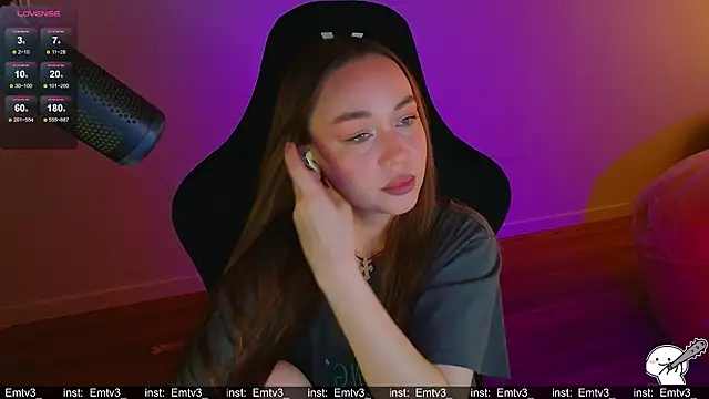 Emili1- online show from 03-29-26, 08:25