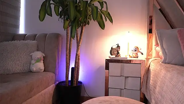 Snapshot of _Andyy__ chatting on 03-09-26, 10:14 Andyy online show from 03-09-26, 10:14