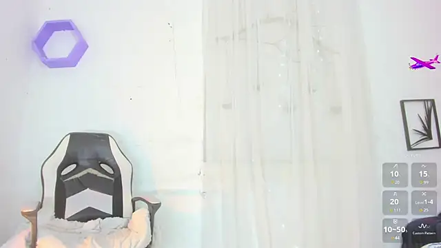  RedMoon online show from 10-25-25, 08:47