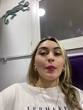 emma oxford online show from 12-17-24, 02:33