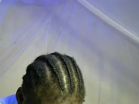 Snapshot of freaky_belle chatting on 03-04-25, 05:42 freaky belle online show from 03-04-25, 05:42