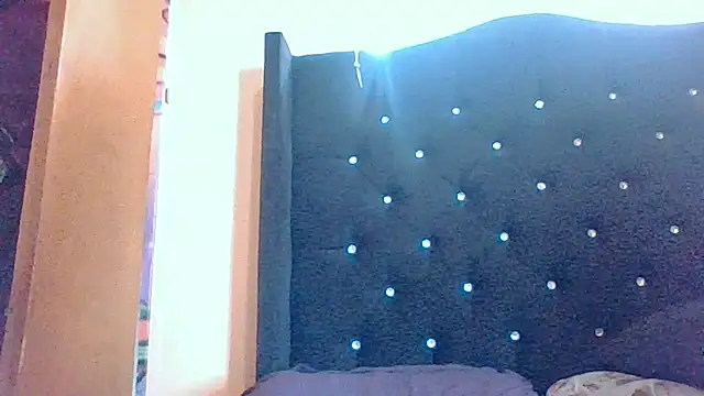 Jennxdolls online show from 06-15-26, 03:58