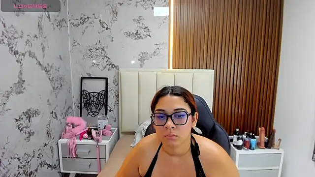 MADISON ROWAN1 online show from 09-09-25, 03:06