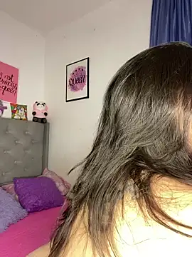 Ari Martin online show from 04-11-26, 04:39