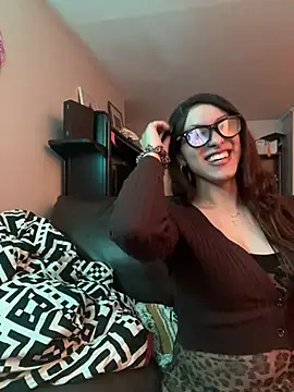 cadenfoxx111 online show from 05-15-26, 10:00