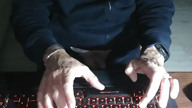 Adri gard online show from 10-28-25, 09:28