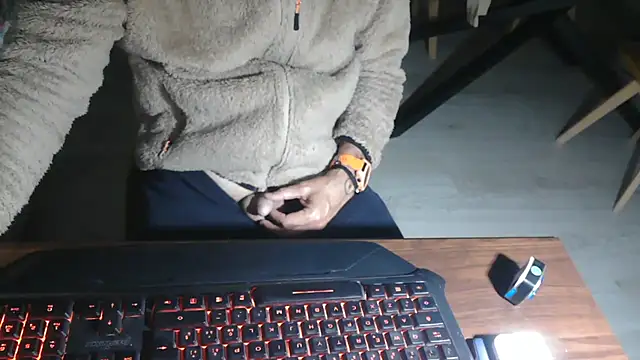 Adri gard online show from 04-25-26, 08:28