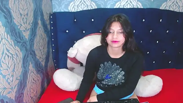 Snapshot of Lilyevansx chatting on 03-05-25, 05:29 Lilyevansx online show from 03-05-25, 05:29