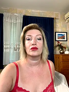 Snapshot of AnnaThurman chatting on 09-26-25, 03:27 AnnaThurman online show from 09-26-25, 03:27