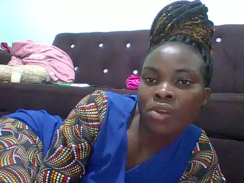 sexxyqueenn22 online show from 10-19-25, 02:50