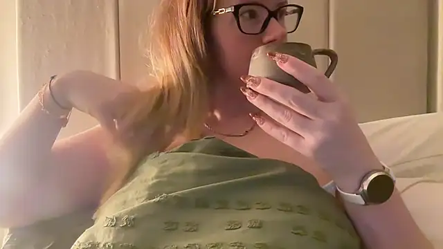 redheadrosie69 online show from 11-07-25, 05:51