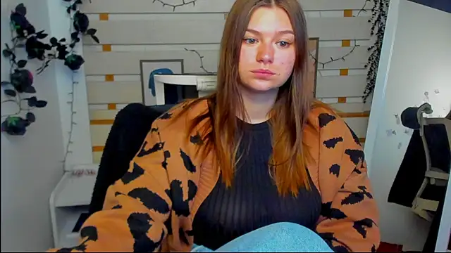 Josephine Kiss online show from 04-26-26, 07:28