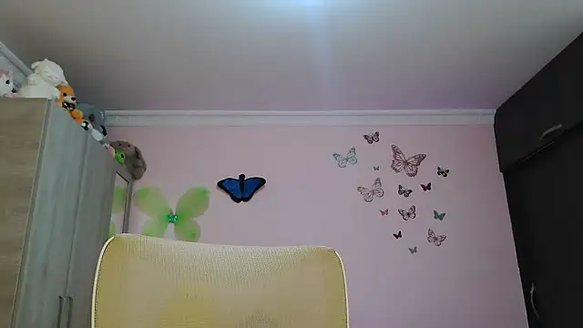 caroline jonson online show from 10-30-25, 09:37