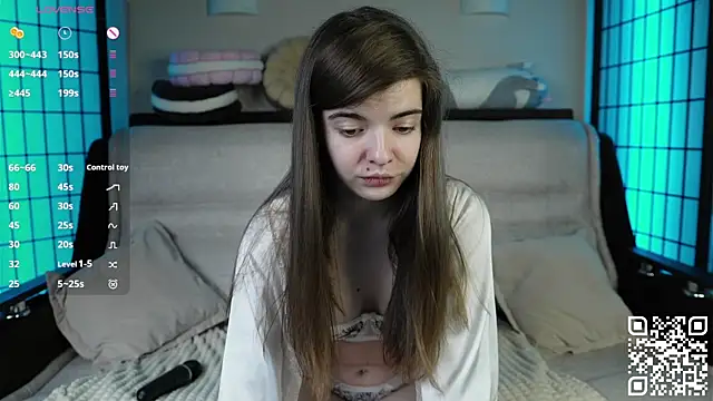 Mary Shake online show from 04-15-26, 10:54