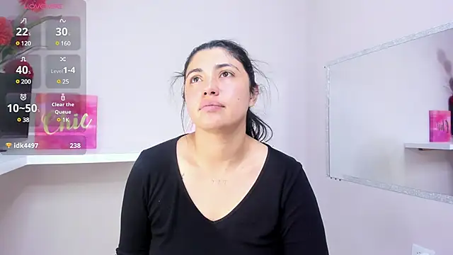 Snapshot of Danna_777_ chatting on 12-19-24, 01:50 Danna 777 online show from 12-19-24, 01:50