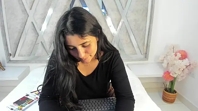 Snapshot of Danna_777_ chatting on 03-10-25, 11:49 Danna 777 online show from 03-10-25, 11:49
