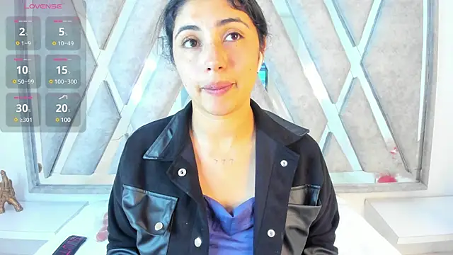 Snapshot of Danna_777_ chatting on 03-13-25, 11:16 Danna 777 online show from 03-13-25, 11:16