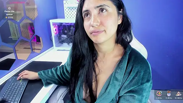 Snapshot of Danna_777_ chatting on 11-11-25, 09:42 Danna 777 online show from 11-11-25, 09:42