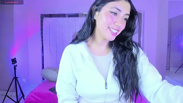 Snapshot of Danna_777_ chatting on 02-28-26, 05:52 Danna 777 online show from 02-28-26, 05:52