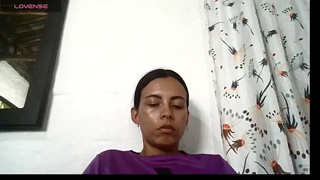 Snapshot of stefany_sexxx chatting on 01-11-25, 05:40 stefany sexxx online show from 01-11-25, 05:40