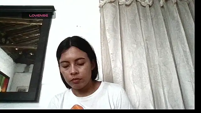 Snapshot of stefany_sexxx chatting on 03-19-25, 04:24 stefany sexxx online show from 03-19-25, 04:24