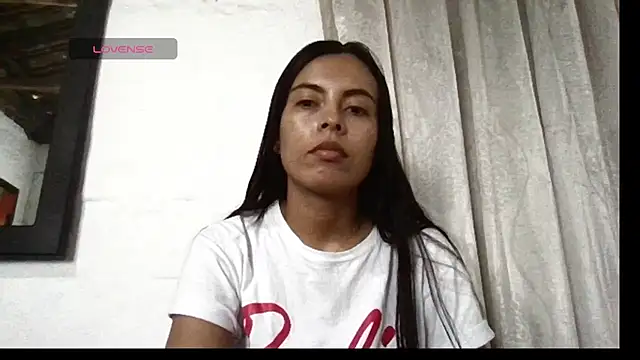 Snapshot of stefany_sexxx chatting on 03-22-25, 05:09 stefany sexxx online show from 03-22-25, 05:09