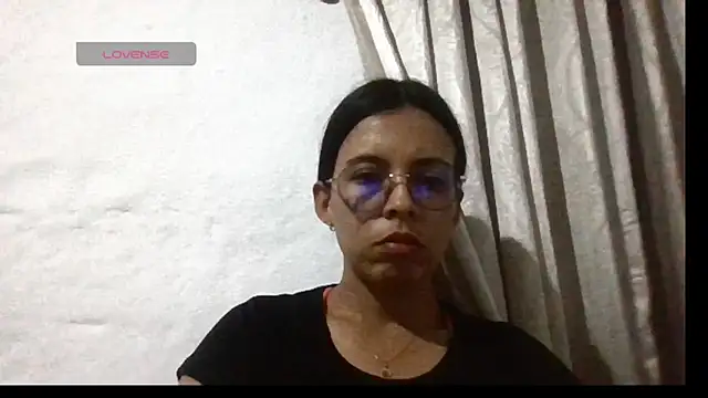 Snapshot of stefany_sexxx chatting on 02-22-26, 11:47 stefany sexxx online show from 02-22-26, 11:47