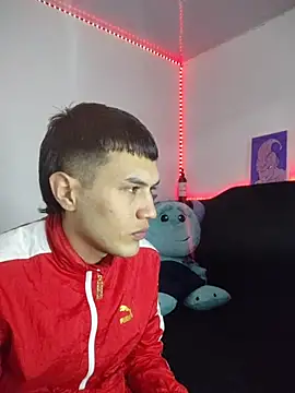 Snapshot of Tifanny_Sweett chatting on 11-16-25, 02:28 Tifanny Sweett online show from 11-16-25, 02:28