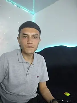 Snapshot of Tifanny_Sweett chatting on 11-25-25, 10:32 Tifanny Sweett online show from 11-25-25, 10:32