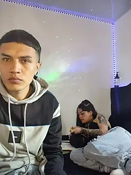 Snapshot of Tifanny_Sweett chatting on 11-30-25, 05:39 Tifanny Sweett online show from 11-30-25, 05:39