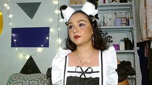 Snapshot of Kaory_32 chatting on 10-31-25, 05:08 Kaory 32 online show from 10-31-25, 05:08