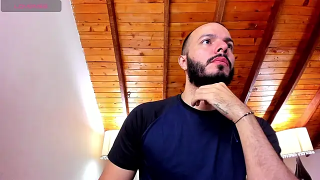 Tom Bailey online show from 11-24-25, 12:38